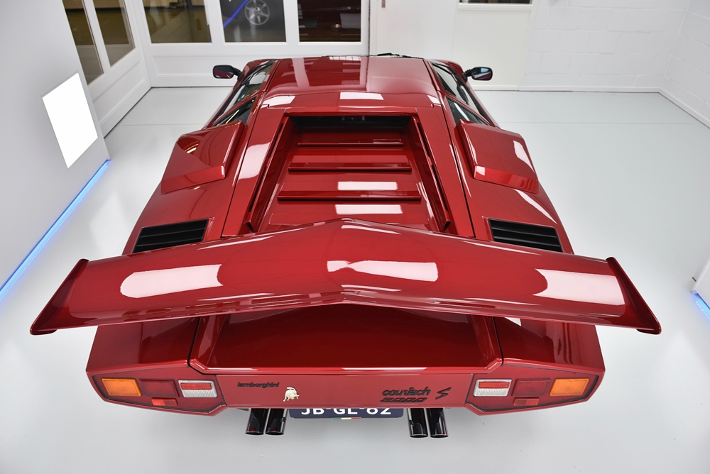 Lamborghini Countach 5000 V12 foto