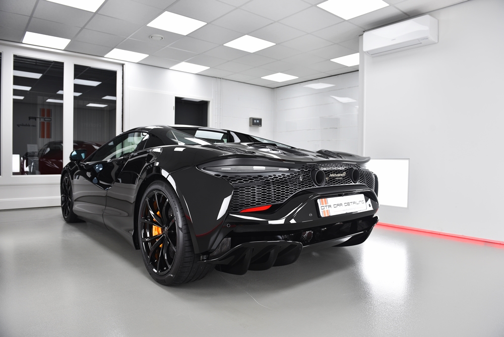 McLaren Artura Spider foto